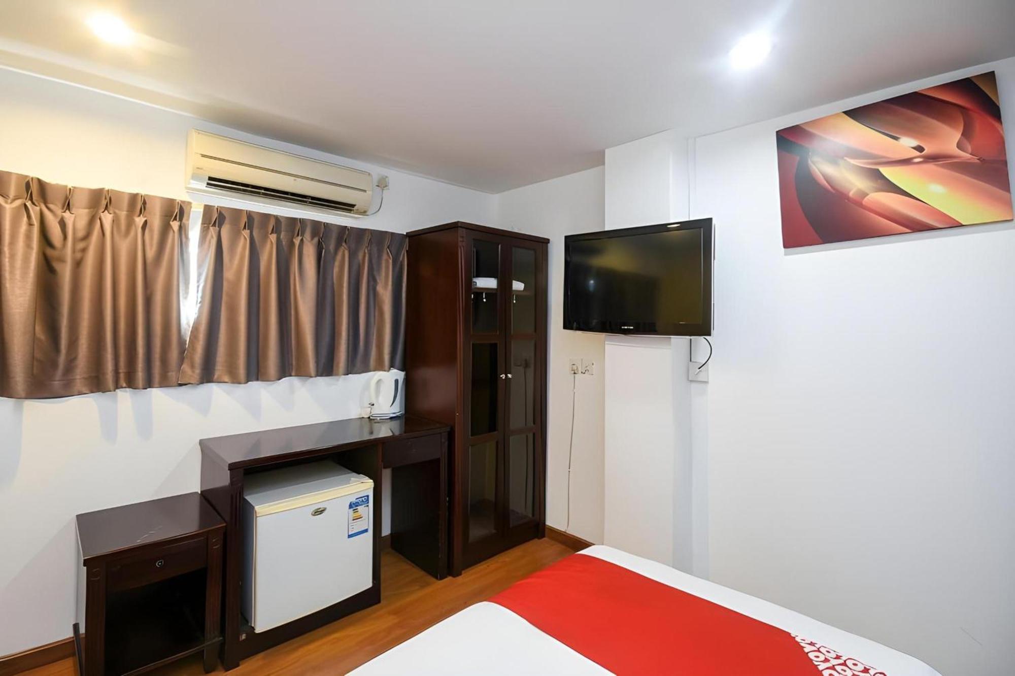Super Oyo 976 Dragon Inn Miri Luaran gambar